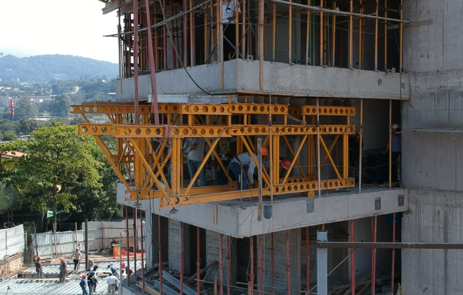 Sistema de mesas para losas de entre piso